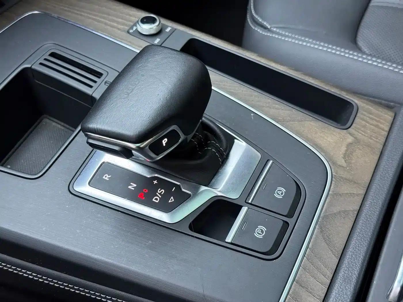 Audi Q5L 2022 Facelift 40T Luxury Elegance — миниатюра 15