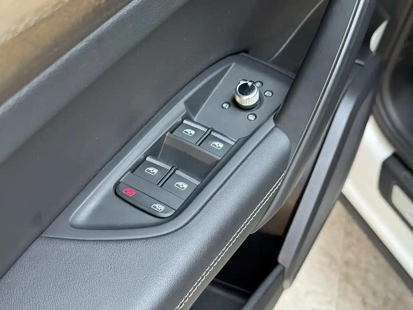 Audi Q5L 2022 Facelift 40T Luxury Elegance — миниатюра 10