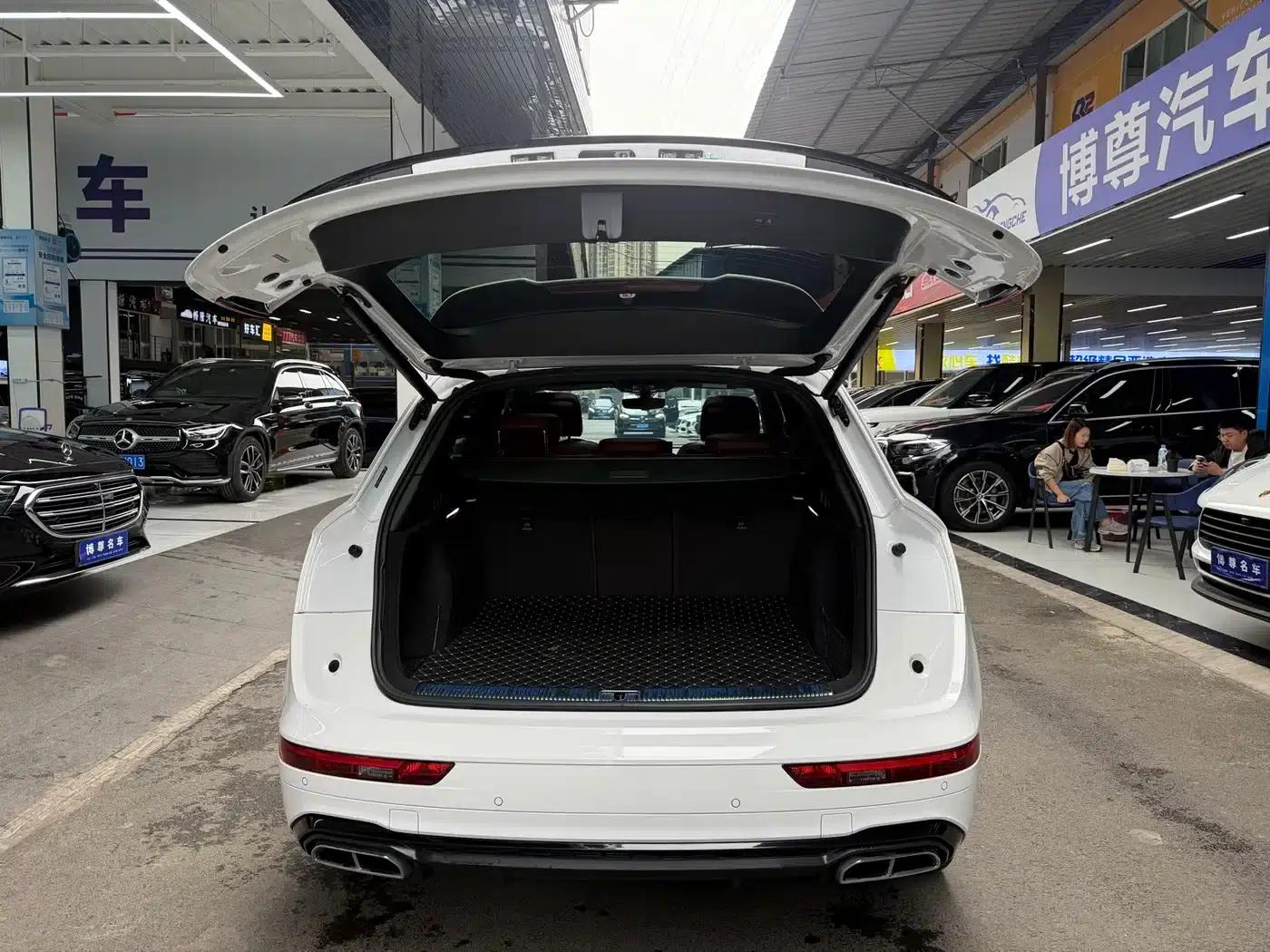 Audi Q5L 2024 40 TFSI Luxury Dynamic — миниатюра 20