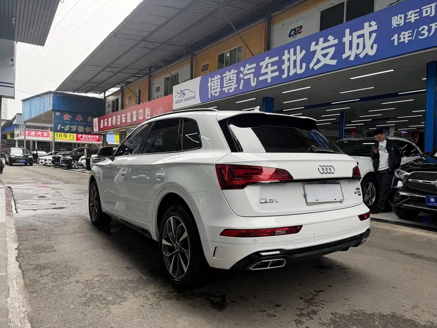 Audi Q5L 2024 40 TFSI Luxury Dynamic — миниатюра 22