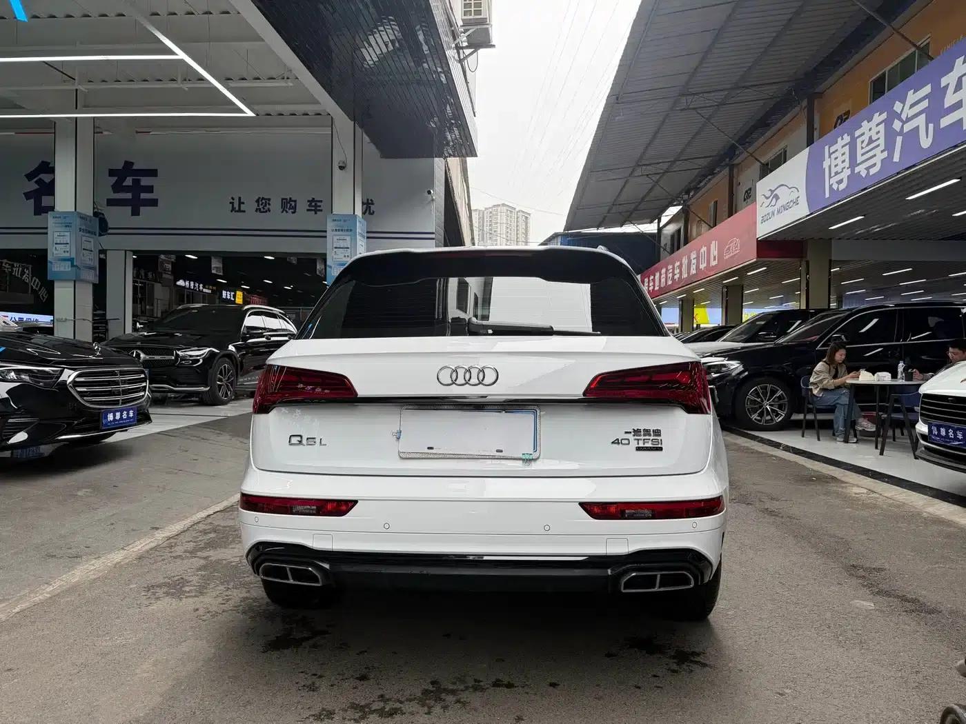 Audi Q5L 2024 40 TFSI Luxury Dynamic — миниатюра 23