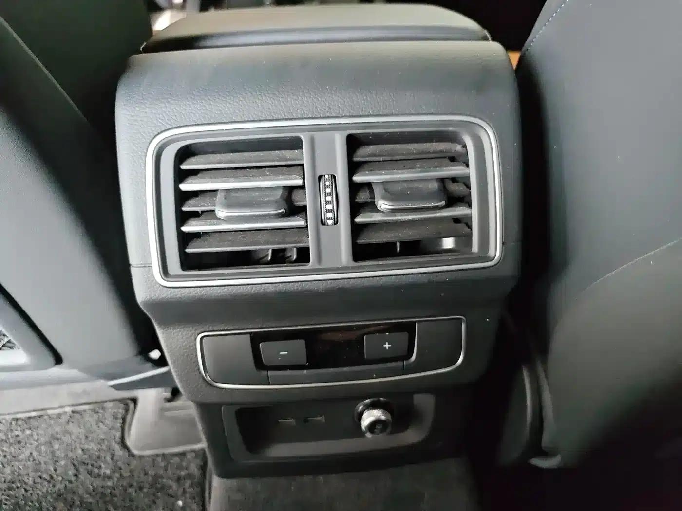 Audi Q5L 2025 40 TFSI Luxury Dynamic — миниатюра 16