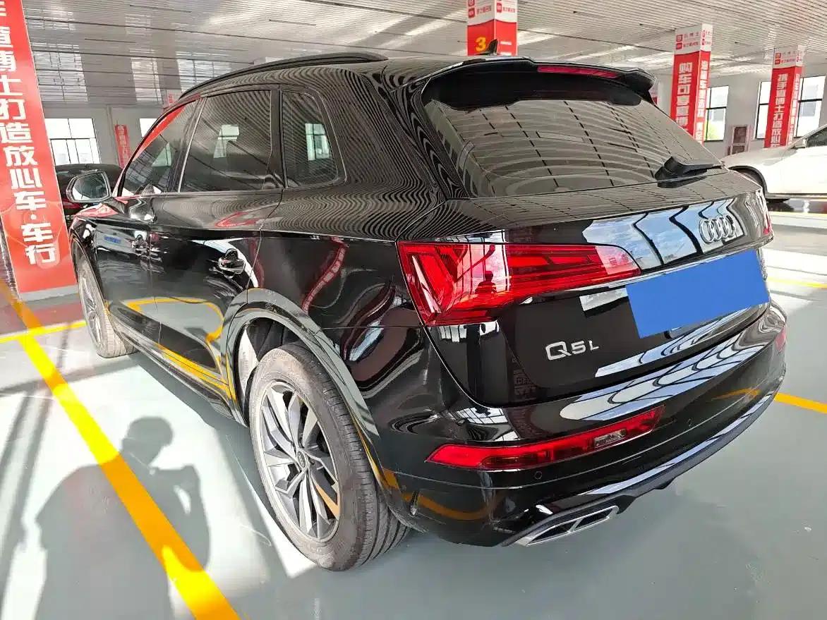 Audi Q5L 2025 40 TFSI Luxury Dynamic — миниатюра 18