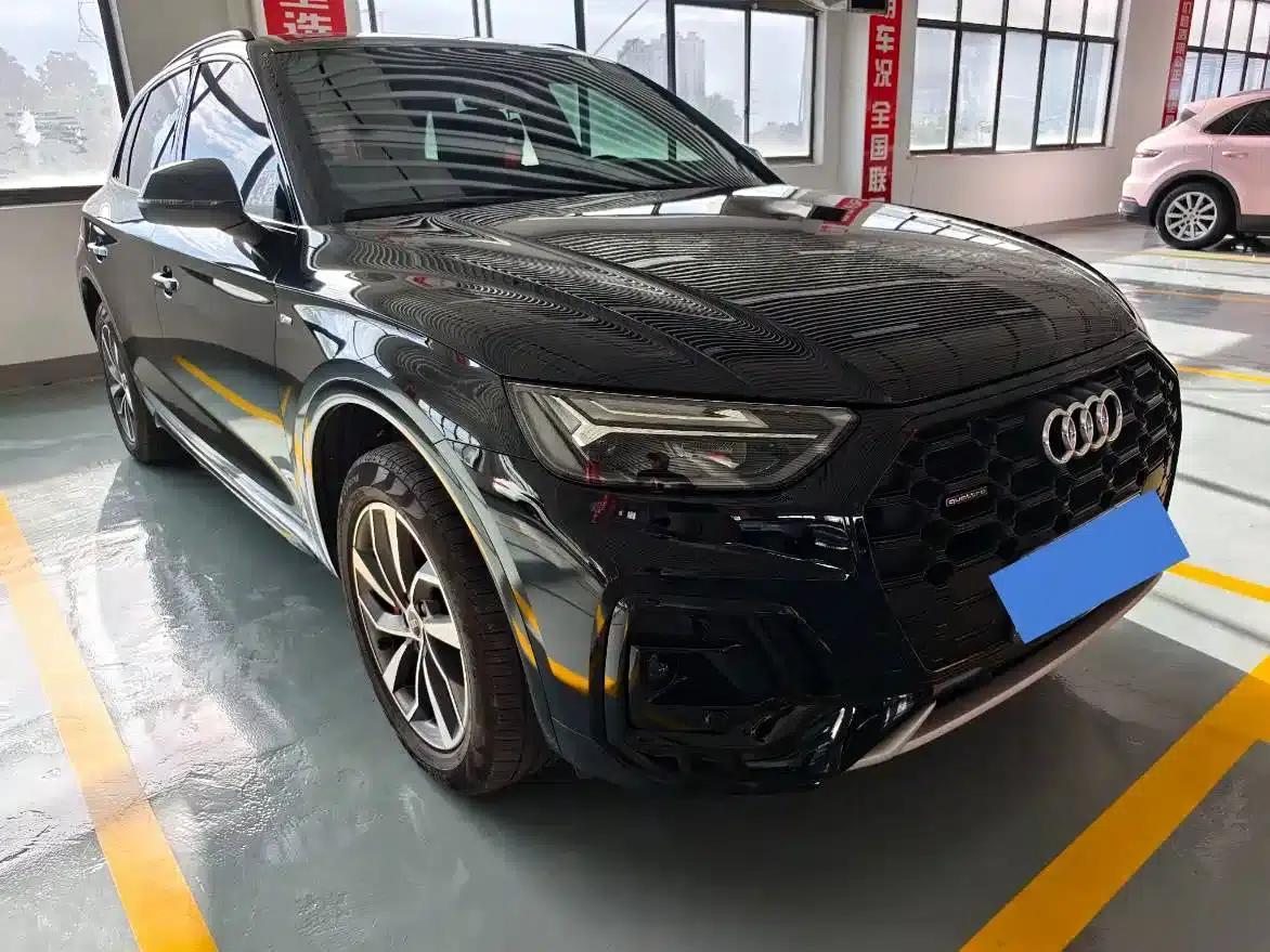 Audi Q5L 2025 40 TFSI Luxury Dynamic — миниатюра 3