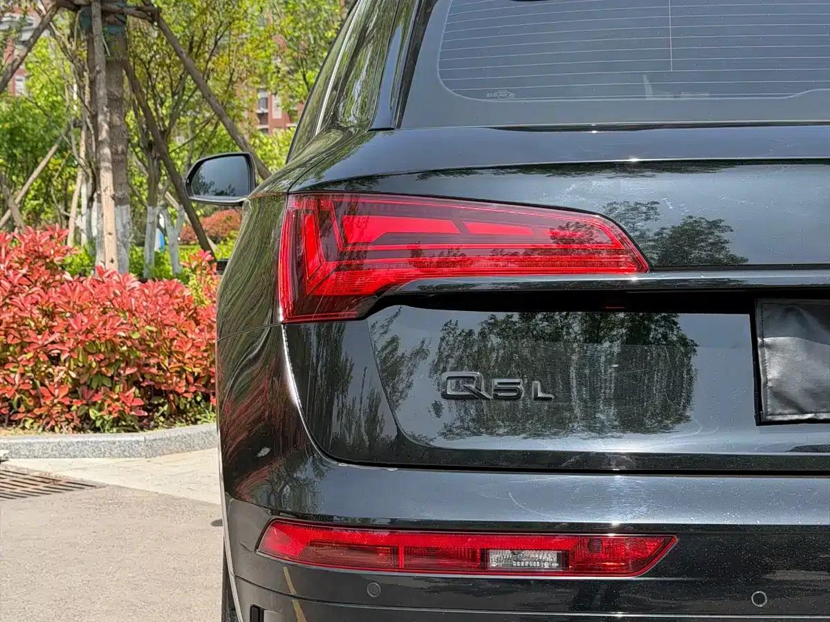 Audi Q5L 2024 40 TFSI Luxury Dynamic — миниатюра 18
