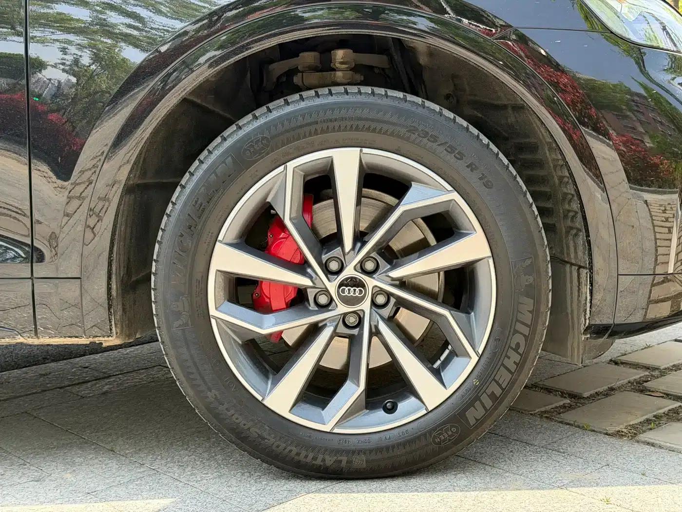 Audi Q5L 2024 40 TFSI Luxury Dynamic — миниатюра 19