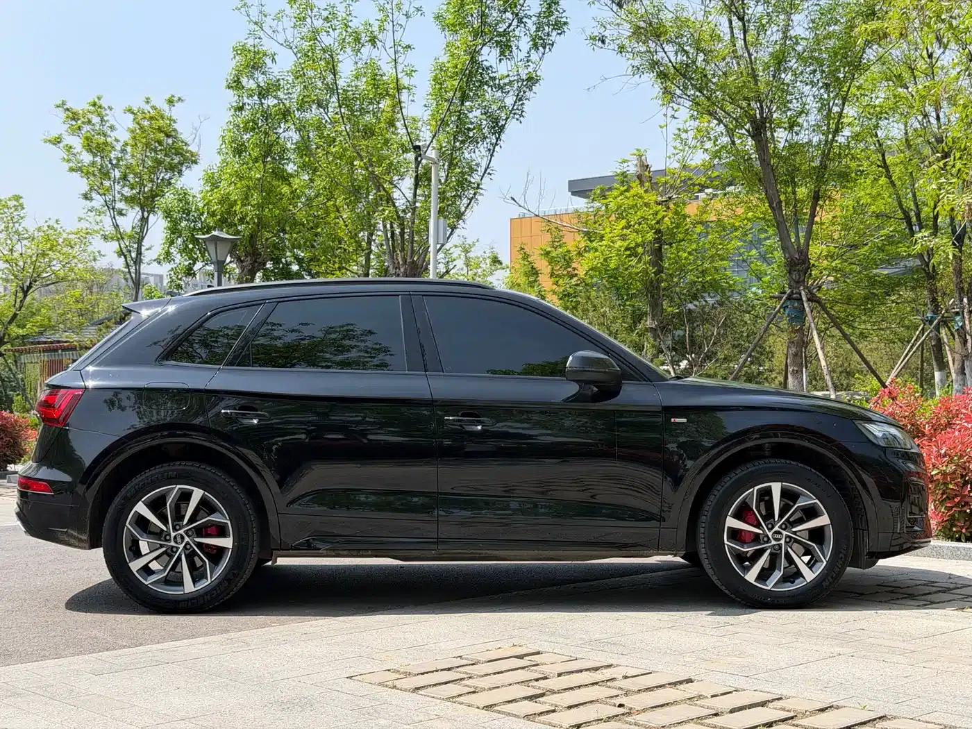 Audi Q5L 2024 40 TFSI Luxury Dynamic — миниатюра 20