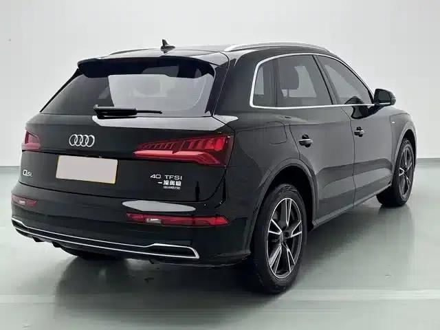 Audi Q5L 2018 40 TFSI Luxury Fashion Edition (National V Emission Standard) — миниатюра 2