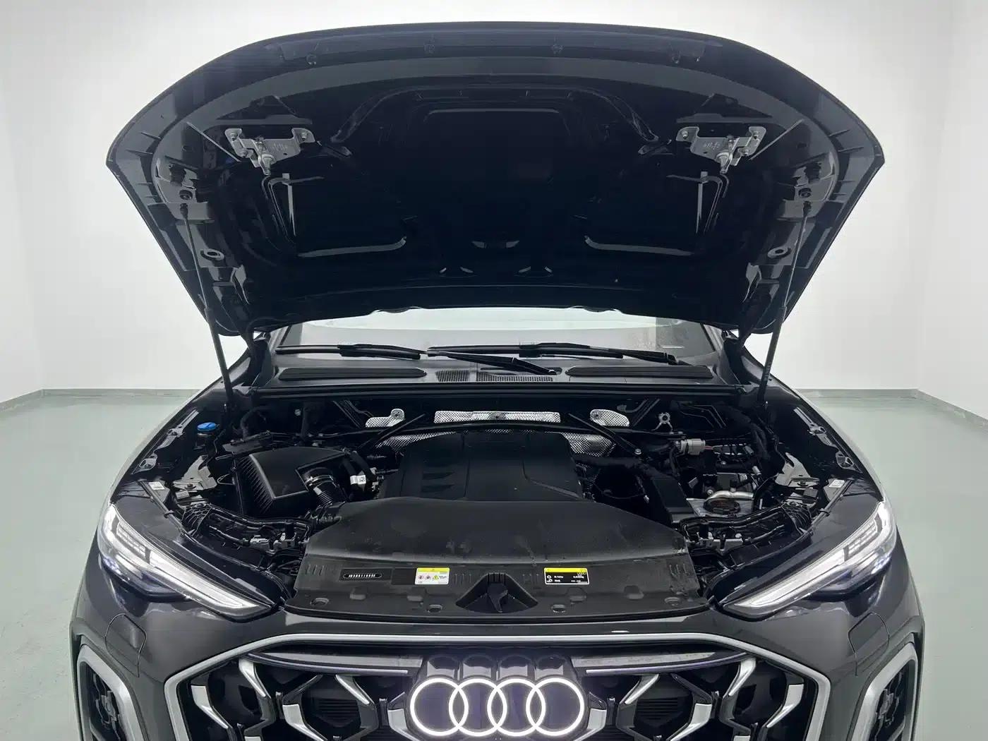Audi Q5L 2026 2.0T Exclusive Edition for Million Users — миниатюра 16