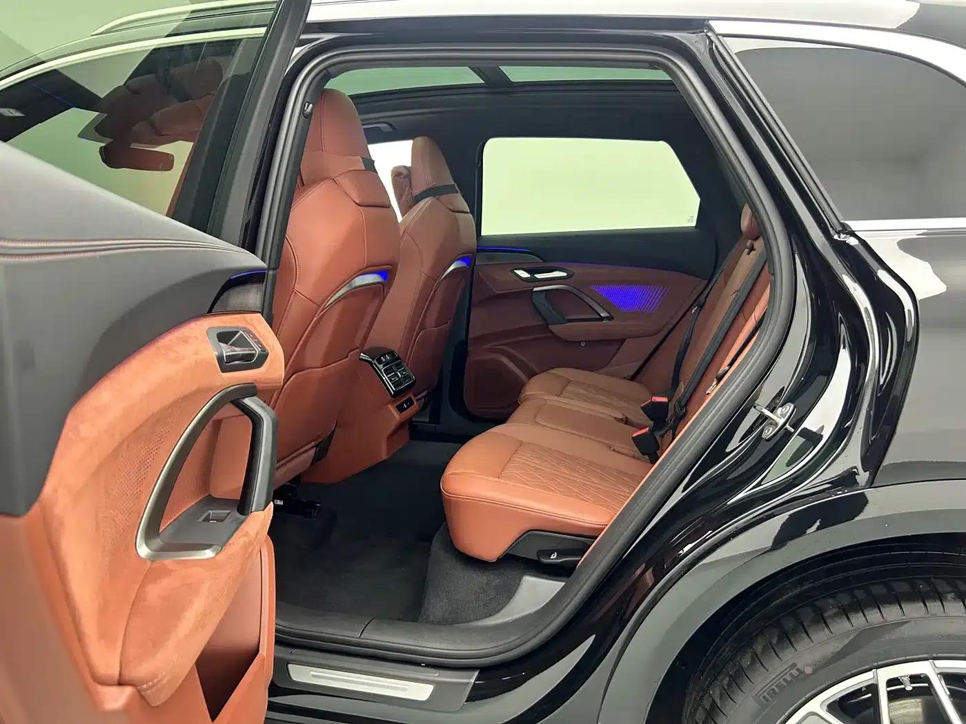 Audi Q5L 2026 2.0T Exclusive Edition for Million Users — миниатюра 17