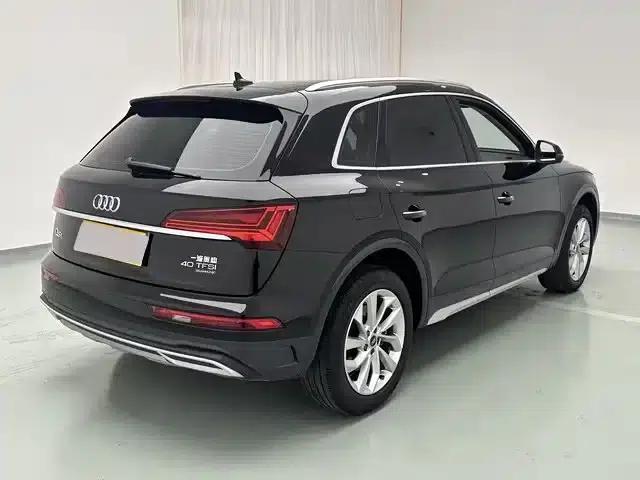 Audi Q5L 2024 40 TFSI Luxury Elegance — миниатюра 2