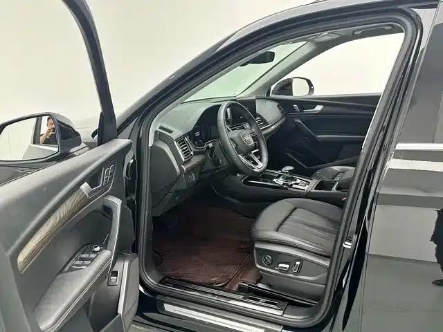 Audi Q5L 2024 40 TFSI Luxury Elegance — миниатюра 12