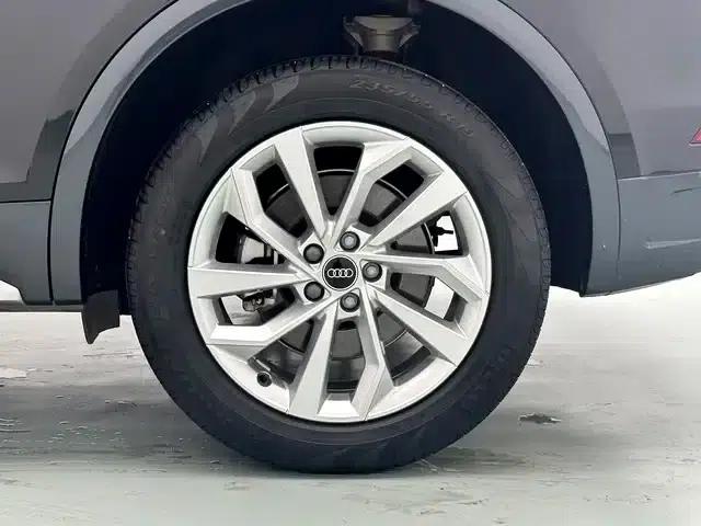 Audi Q5L 2024 40 TFSI Luxury Elegance — миниатюра 18