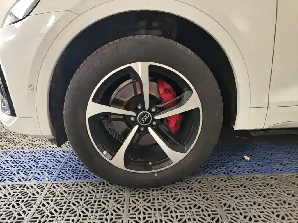 Audi Q5L 2022 40T Luxury Dynamic — миниатюра 23
