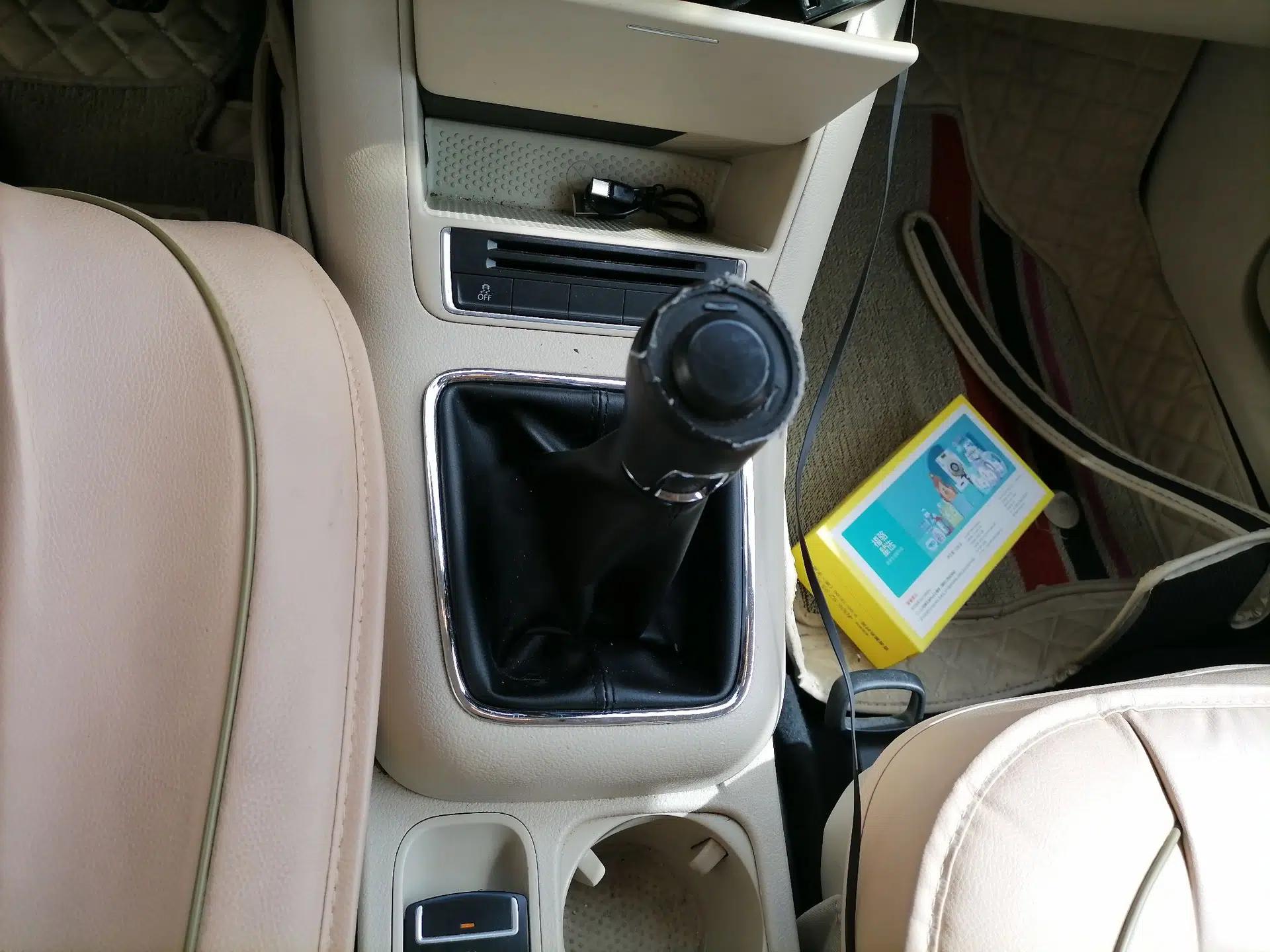 Volkswagen Tiguan 2013 1.8TSI Manual Two-Wheel Drive Trend Edition — миниатюра 14