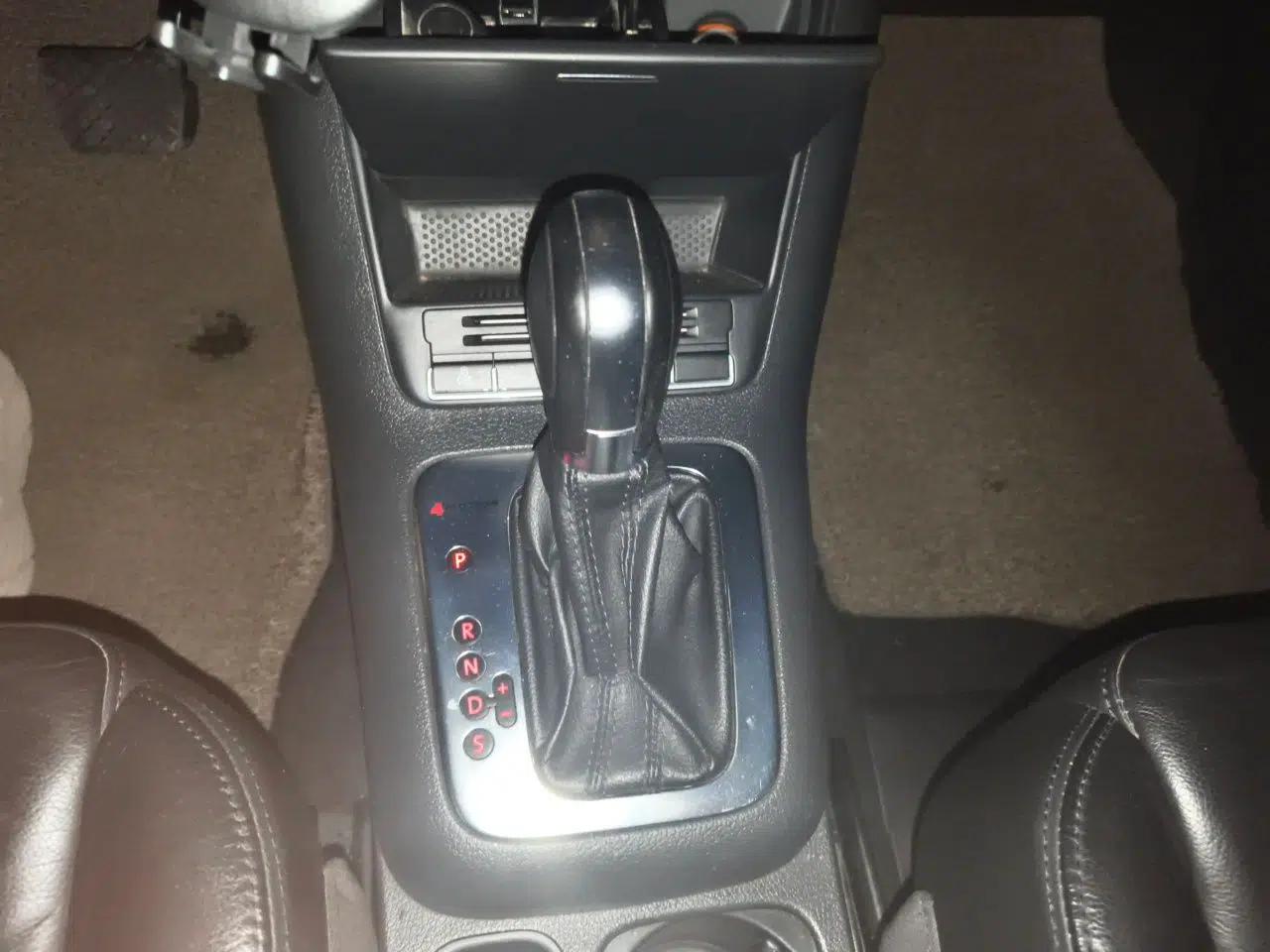 Volkswagen Tiguan 2012 1.8TSI Automatic All-Wheel Drive Elite Edition — миниатюра 14