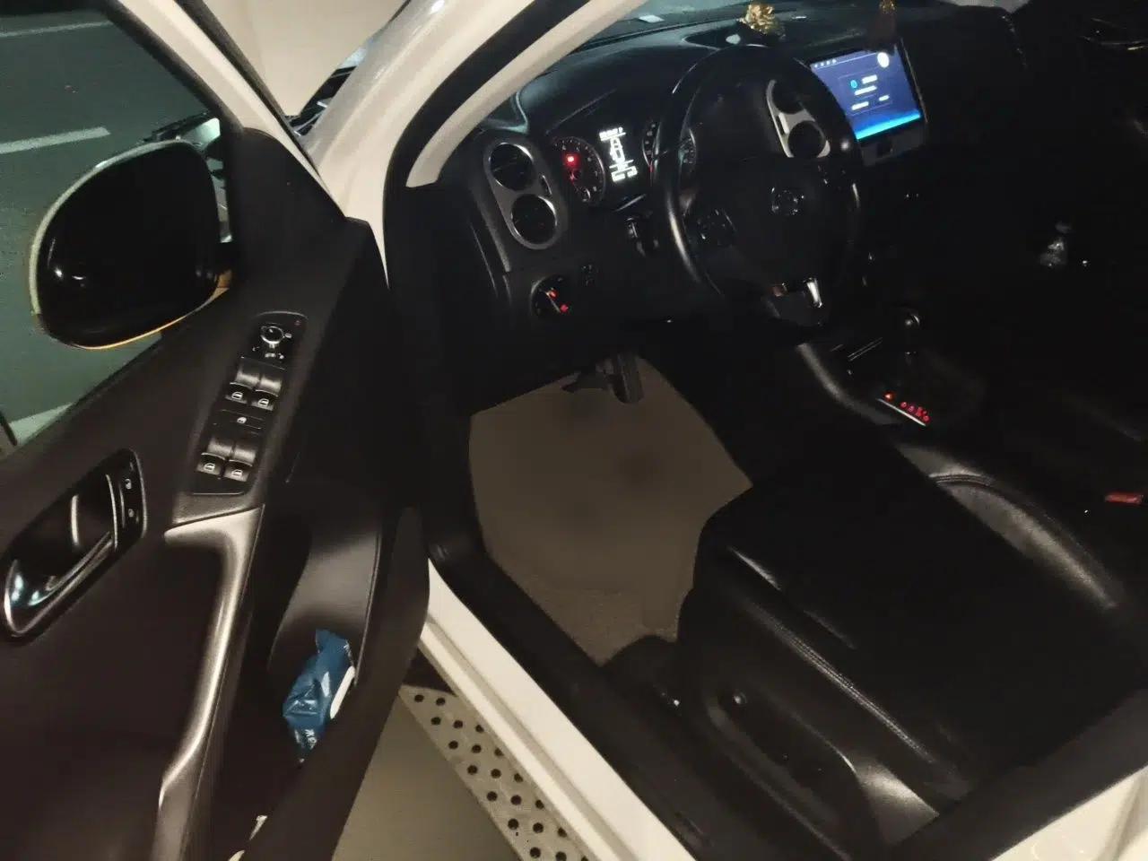 Volkswagen Tiguan 2012 1.8TSI Automatic All-Wheel Drive Elite Edition — миниатюра 16