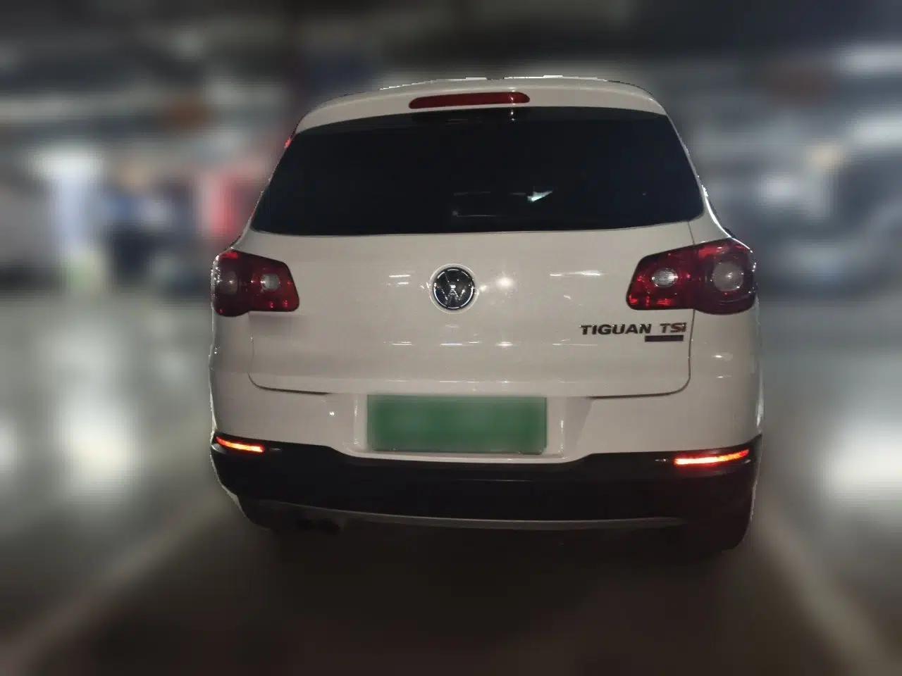 Volkswagen Tiguan 2012 1.8TSI Automatic All-Wheel Drive Elite Edition — миниатюра 5