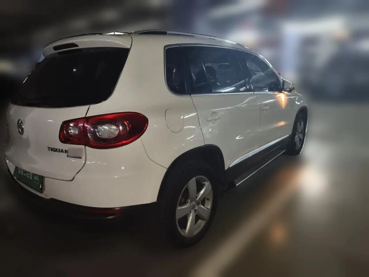 Volkswagen Tiguan 2012 1.8TSI Automatic All-Wheel Drive Elite Edition — миниатюра 6