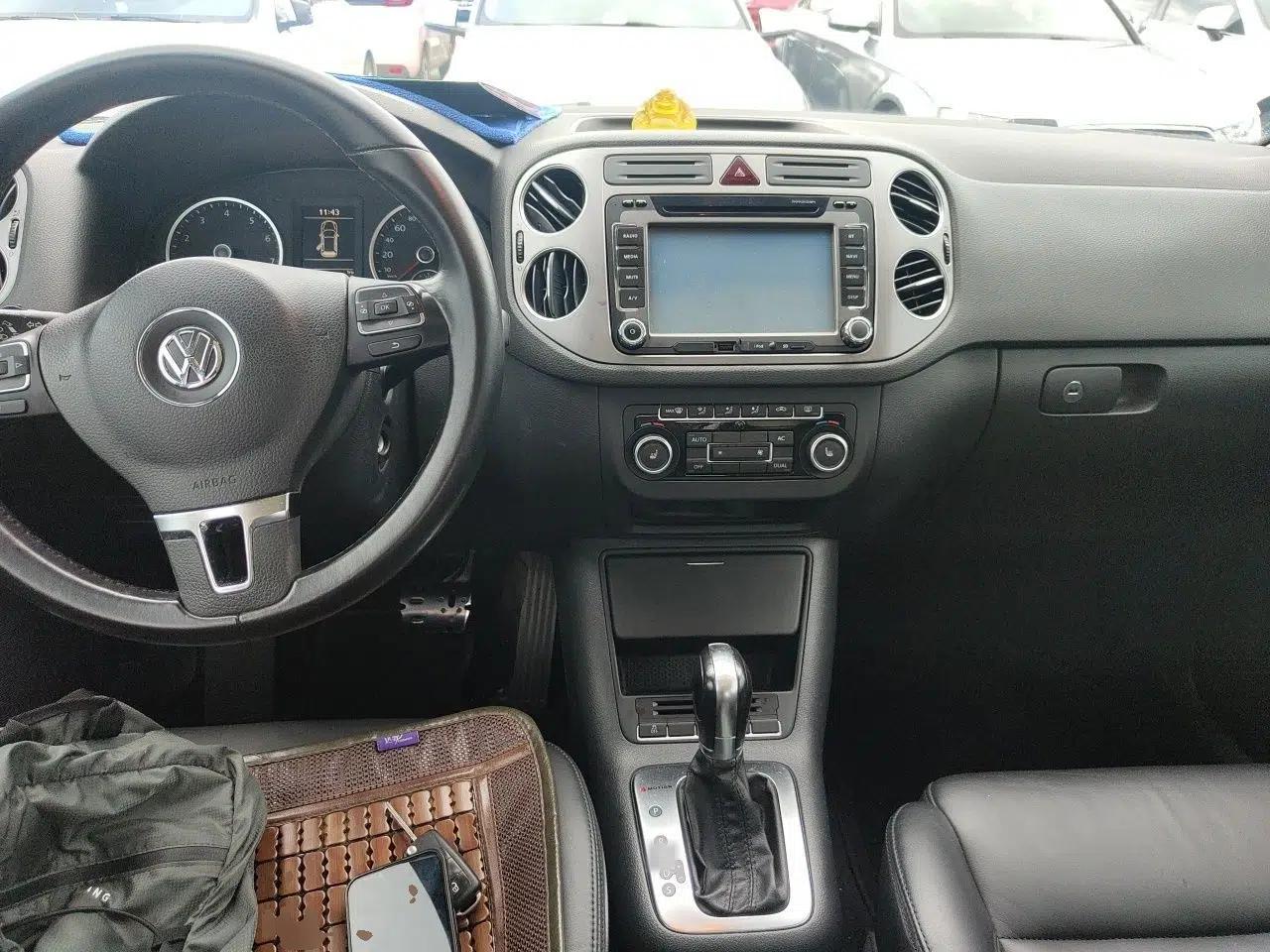 Volkswagen Tiguan 2012 1.8TSI Automatic All-Wheel Drive Elite Edition — миниатюра 9
