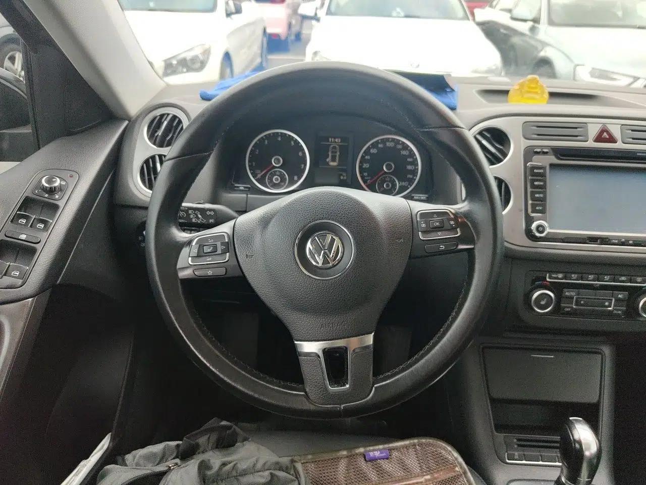 Volkswagen Tiguan 2012 1.8TSI Automatic All-Wheel Drive Elite Edition — миниатюра 10