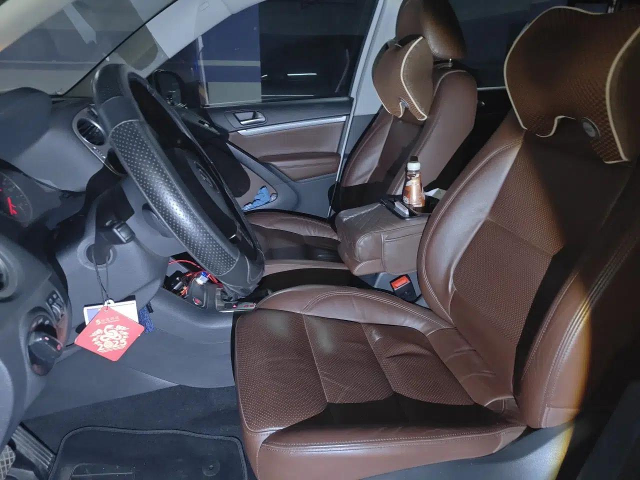 Volkswagen Tiguan 2015 1.8TSI Automatic All-Wheel-Drive Luxury Model — миниатюра 15