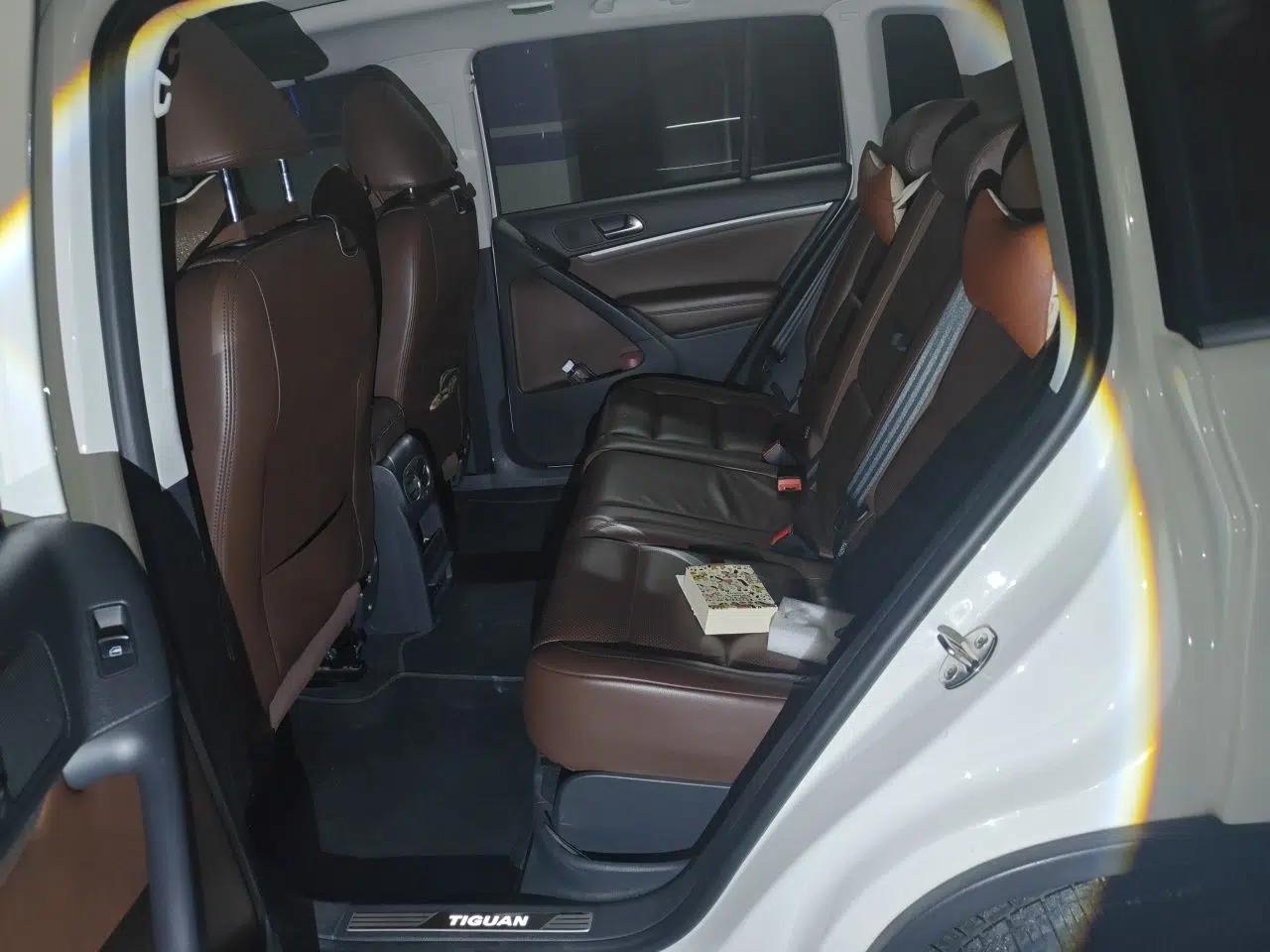 Volkswagen Tiguan 2015 1.8TSI Automatic All-Wheel-Drive Luxury Model — миниатюра 17