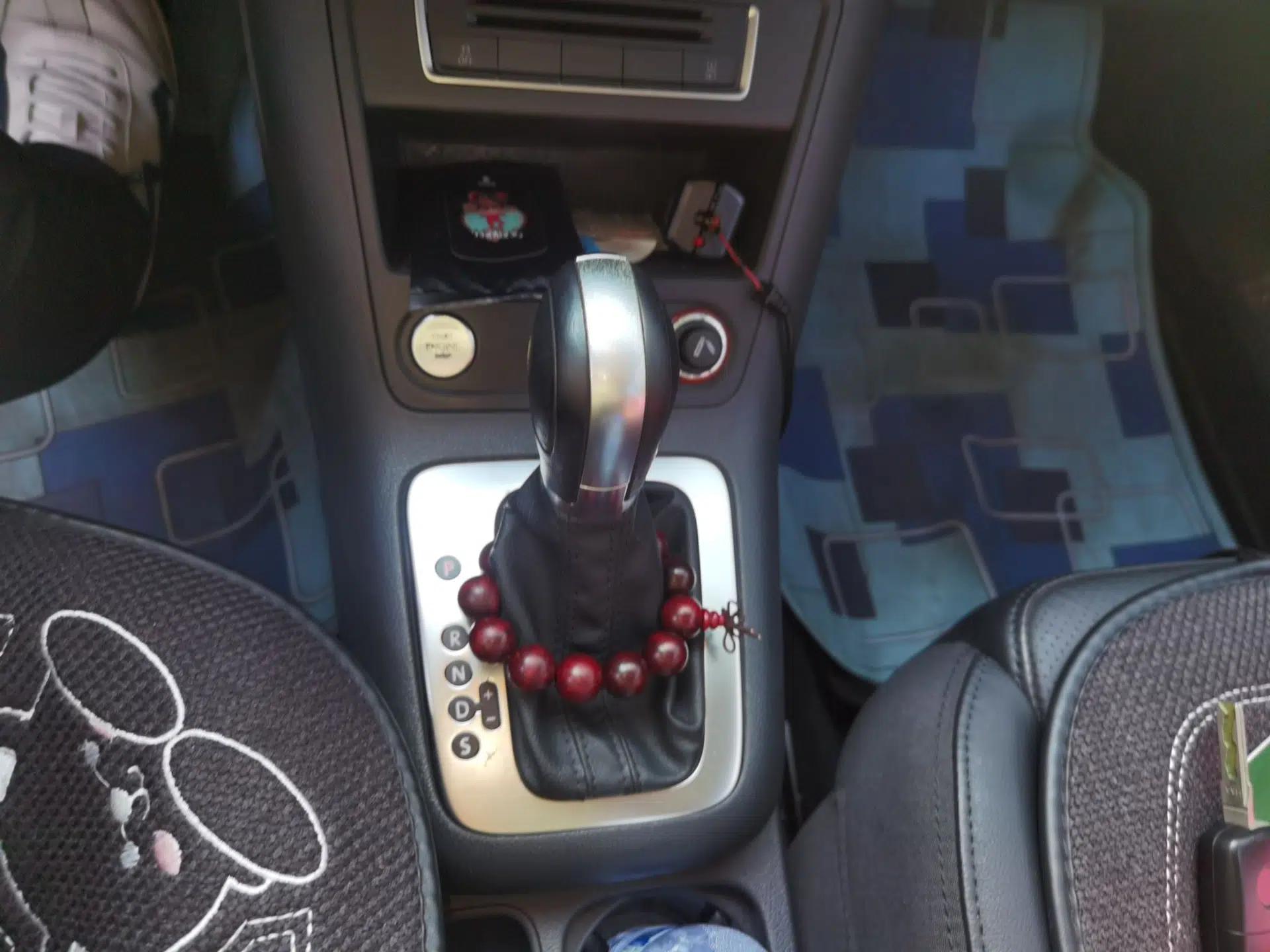 Volkswagen Tiguan 2015 1.8TSI Automatic Two-Wheel Drive Luxury Model — миниатюра 14
