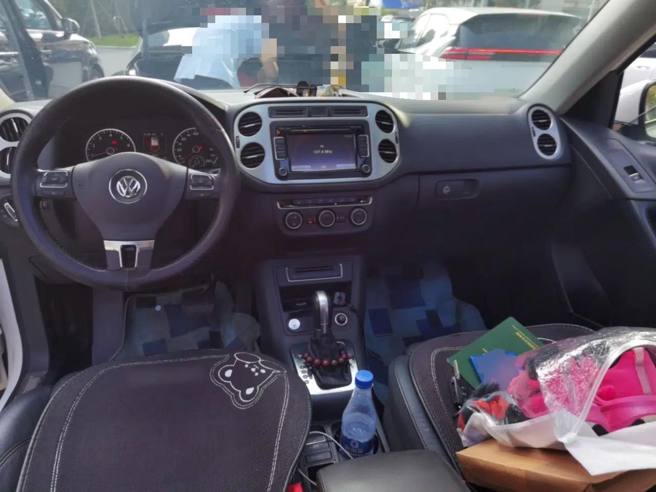 Volkswagen Tiguan 2015 1.8TSI Automatic Two-Wheel Drive Luxury Model — миниатюра 9