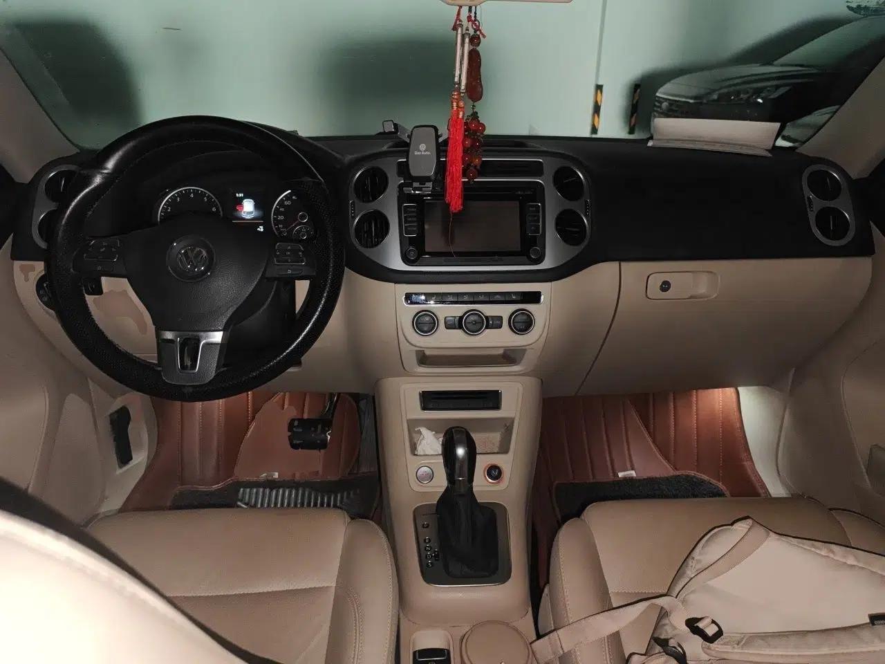 Volkswagen Tiguan 2015 1.8TSI Automatic All-Wheel-Drive Luxury Model — миниатюра 9