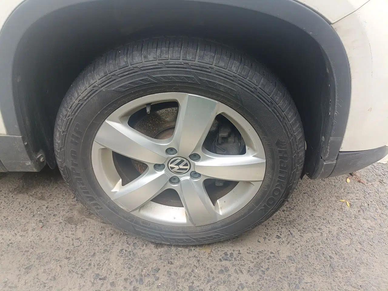Volkswagen Tiguan 2013 1.8 TSI Automatic Two-Wheel Drive Comfort Edition — миниатюра 5