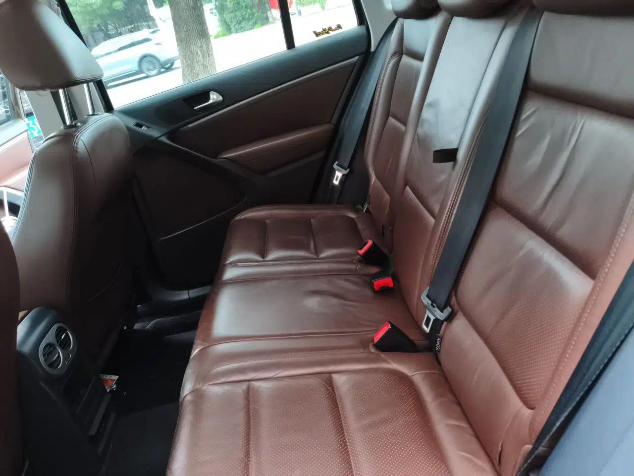 Volkswagen Tiguan 2013 1.8TSI Automatic Two-Wheel Drive Luxury Model — миниатюра 17
