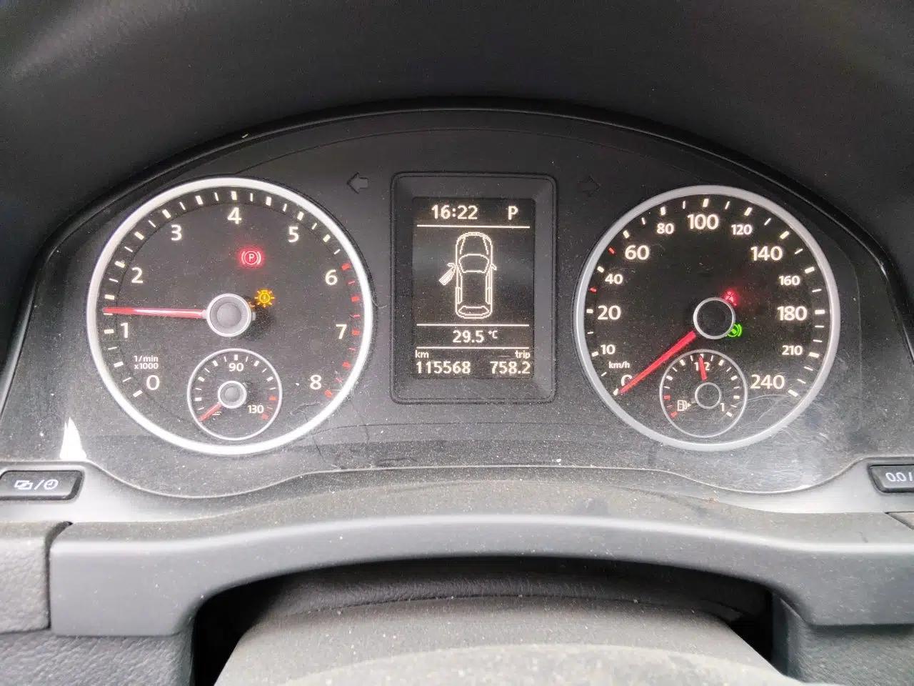 Volkswagen Tiguan 2013 1.8 TSI Automatic Two-Wheel Drive Comfort Edition — миниатюра 11
