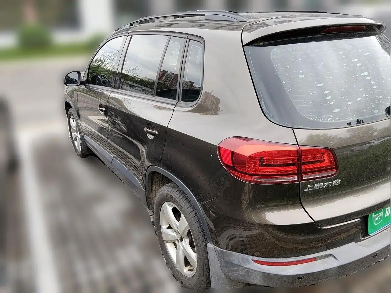 Volkswagen Tiguan 2013 1.8 TSI Automatic Two-Wheel Drive Comfort Edition — миниатюра 4
