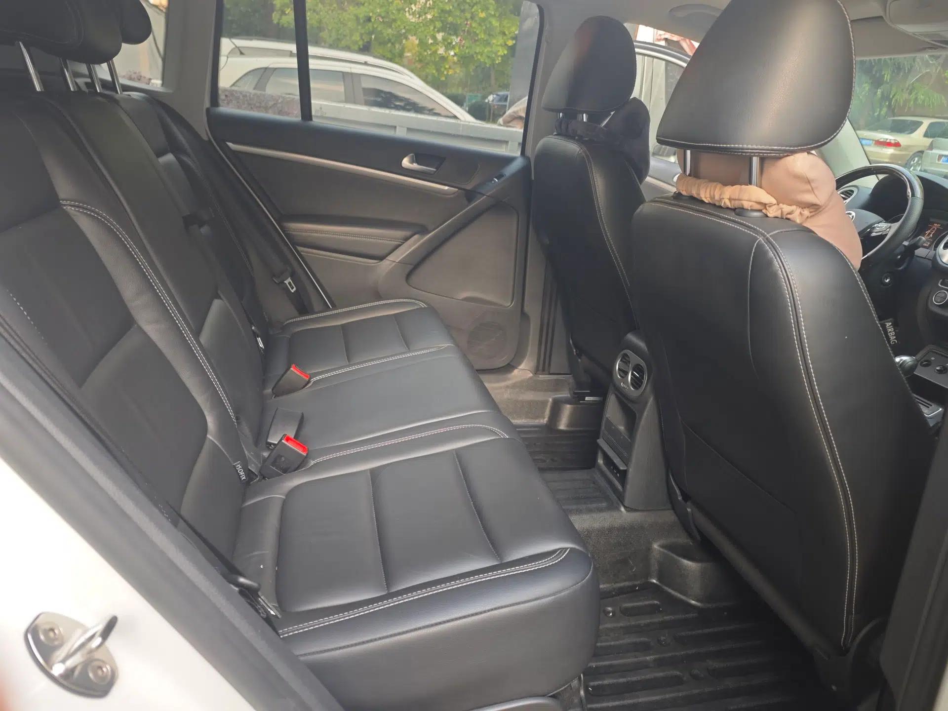 Volkswagen Tiguan 2016 280TSI Automatic Two-Wheel Drive Silk Road Comfort Edition — миниатюра 19