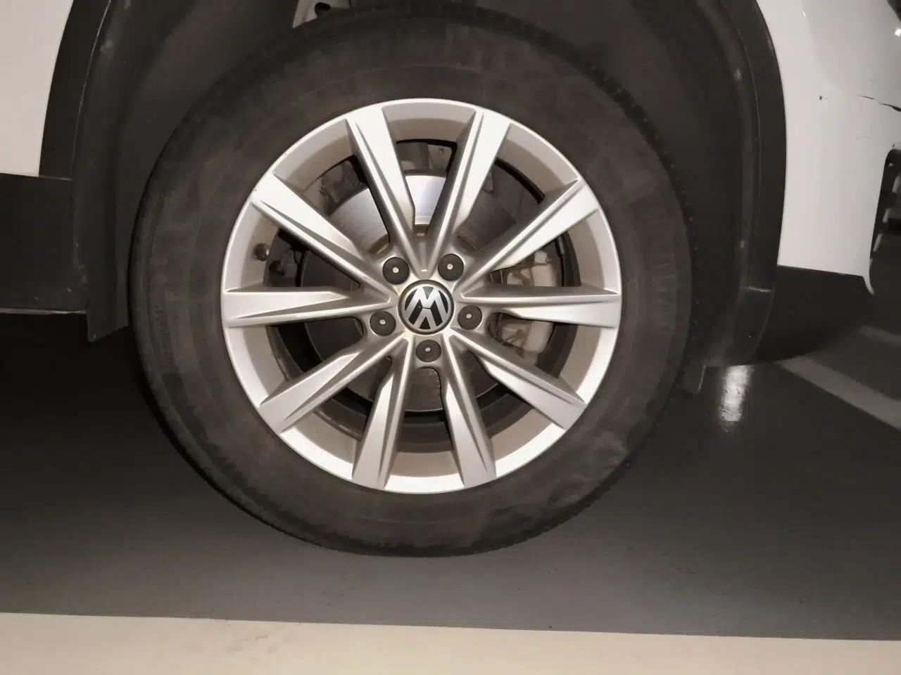 Volkswagen Tiguan 2017 300TSI Automatic Two-Wheel Drive Silk Road Comfort Edition — миниатюра 8