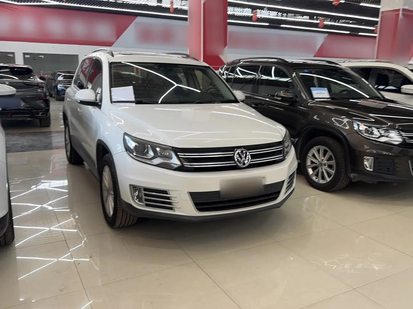 Volkswagen Tiguan 2017 300TSI Automatic Two-Wheel Drive Silk Road Comfort Edition — миниатюра 4
