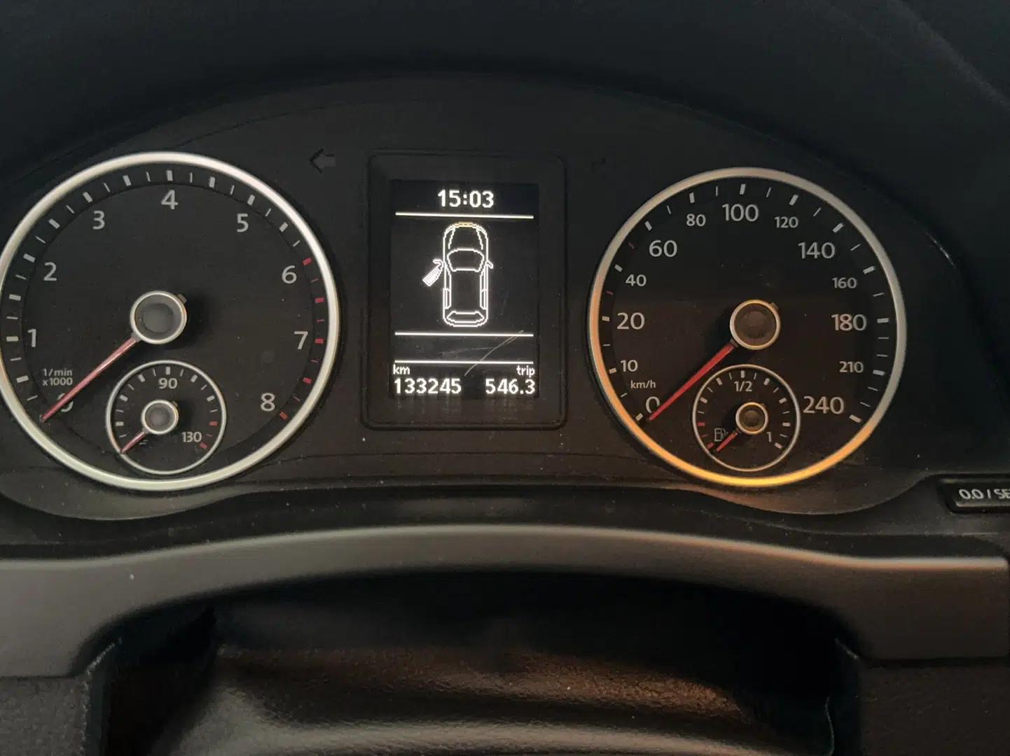 Volkswagen Tiguan 2017 300TSI Automatic Two-Wheel Drive Silk Road Comfort Edition — миниатюра 7