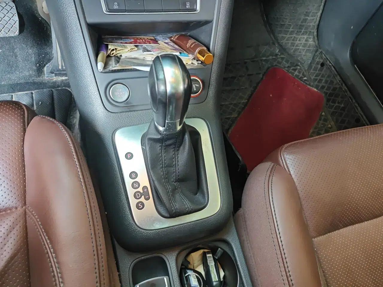 Volkswagen Tiguan 2015 1.8TSI Automatic Two-Wheel Drive Luxury Model — миниатюра 14