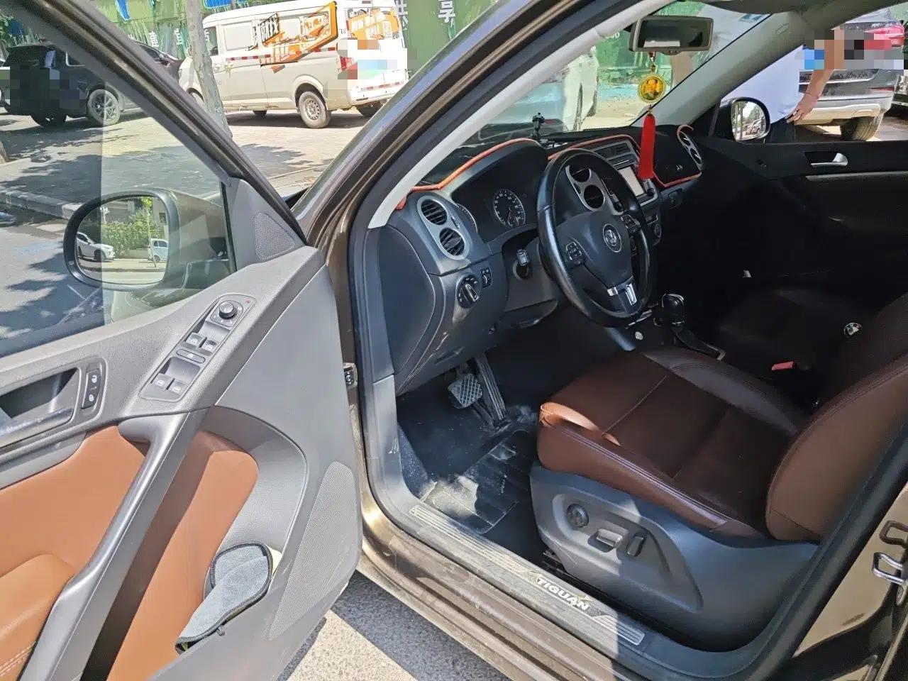 Volkswagen Tiguan 2015 1.8TSI Automatic Two-Wheel Drive Luxury Model — миниатюра 16
