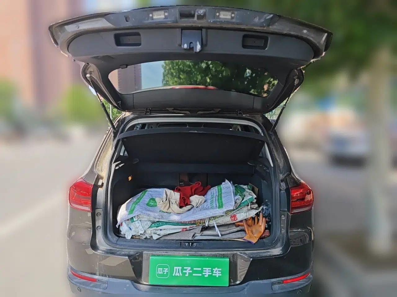 Volkswagen Tiguan 2015 1.8TSI Automatic Two-Wheel Drive Luxury Model — миниатюра 19