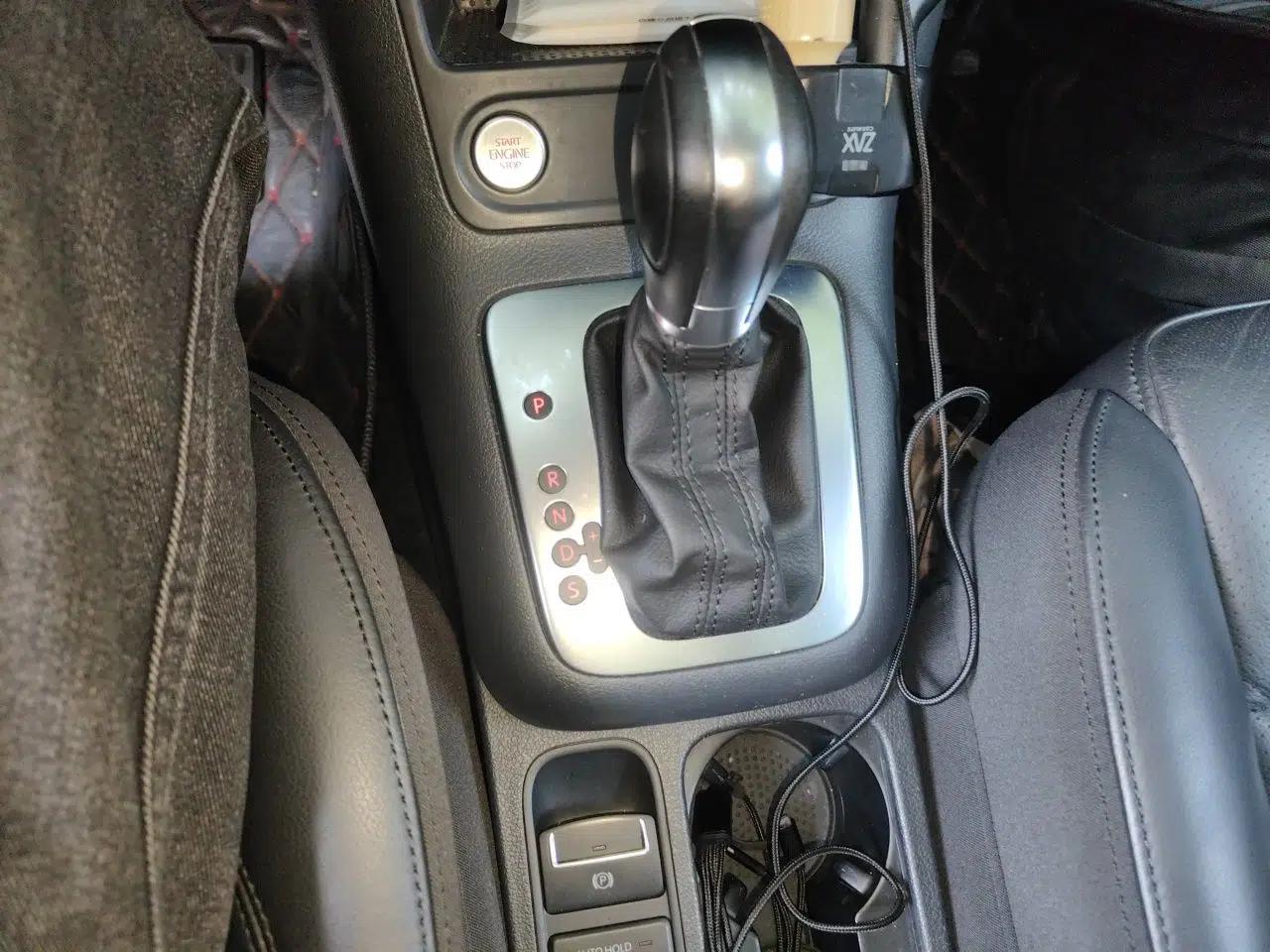 Volkswagen Tiguan 2015 1.8TSI Automatic Two-Wheel Drive Luxury Model — миниатюра 14