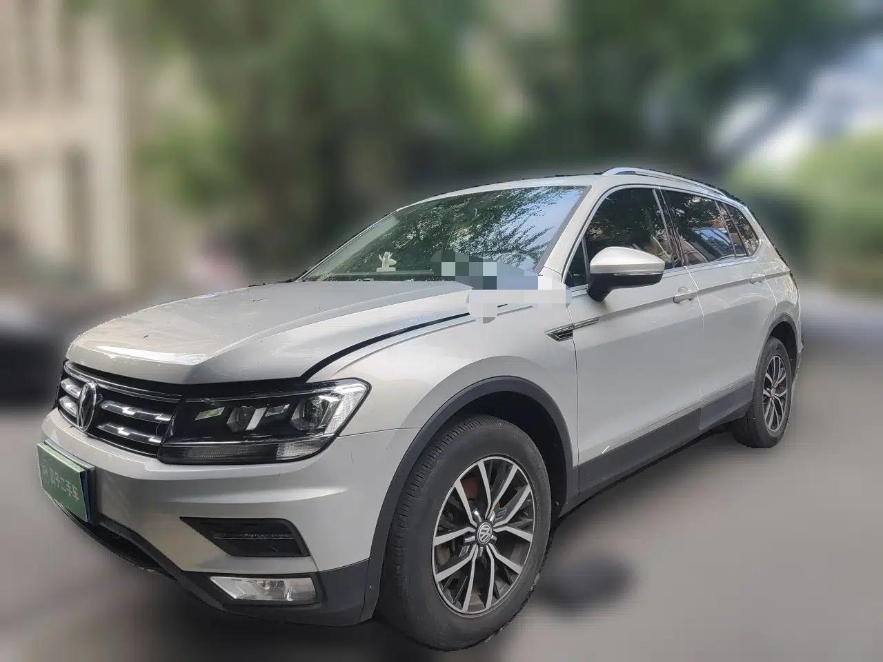 Volkswagen Tiguan L 2017 330TSI Automatic Two-Wheel Drive Luxury Edition — миниатюра 1