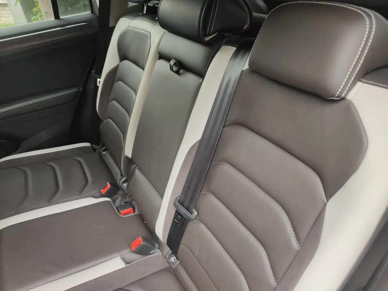 Volkswagen Tiguan L 2017 330TSI Automatic Two-Wheel Drive Luxury Edition — миниатюра 17
