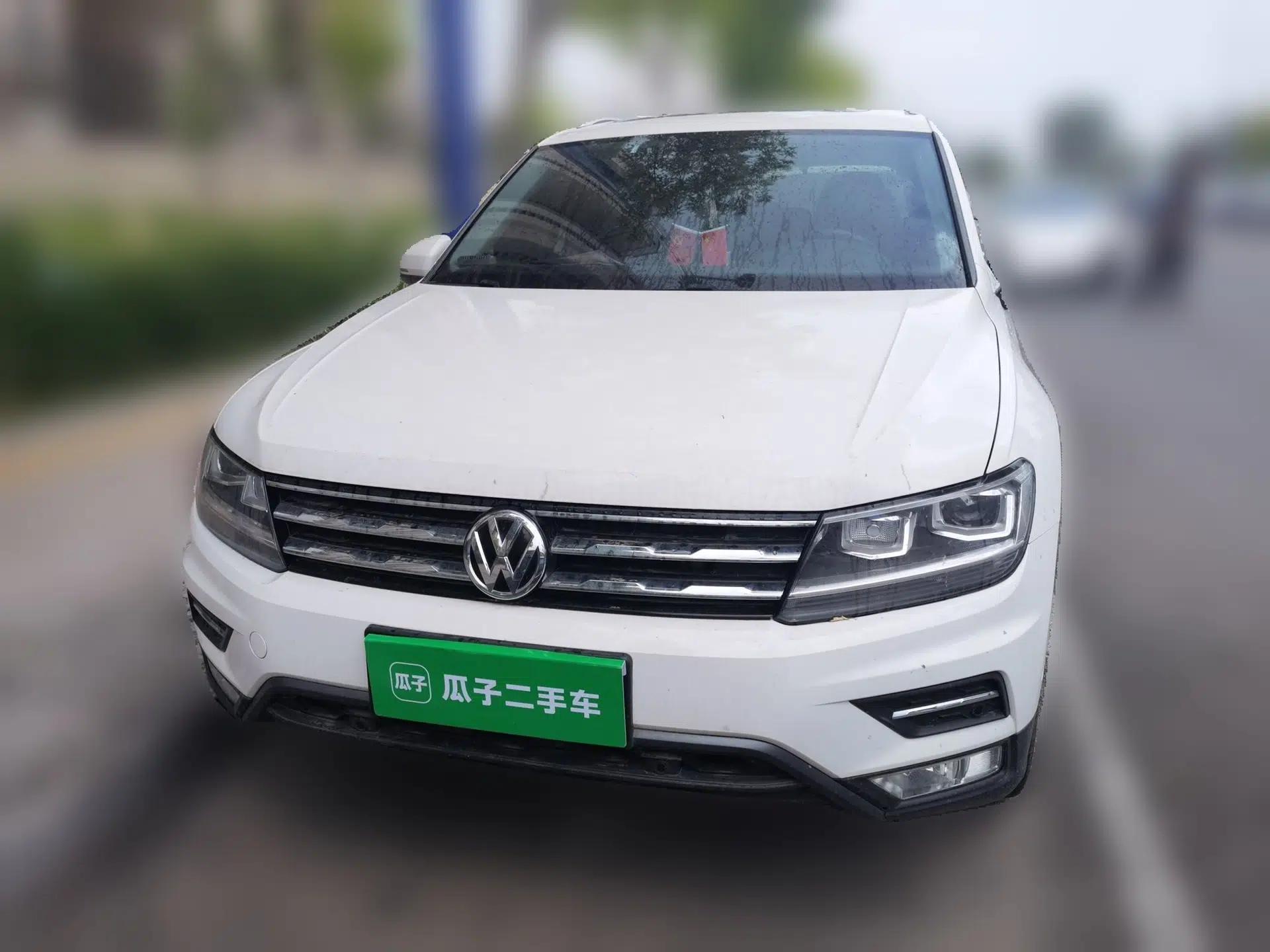 Volkswagen Tiguan L 2020 330TSI Automatic Two-Wheel Drive Smart Luxury Edition China VI Standard — миниатюра 2