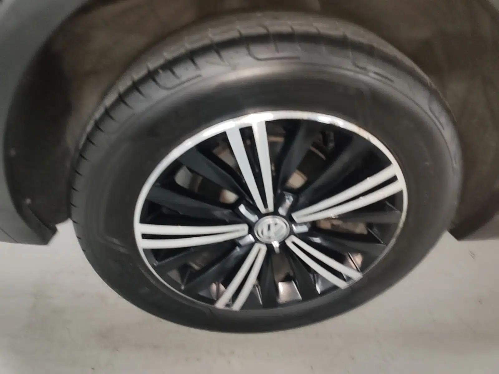 Volkswagen Tiguan L 2020 330TSI Automatic Two-Wheel Drive Panoramic Comfort Edition China VI Standard — миниатюра 11