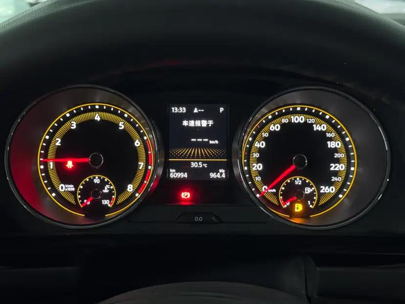 Volkswagen Tiguan L 2020 330TSI Automatic Two-Wheel Drive Panoramic Comfort Edition China VI Standard — миниатюра 20