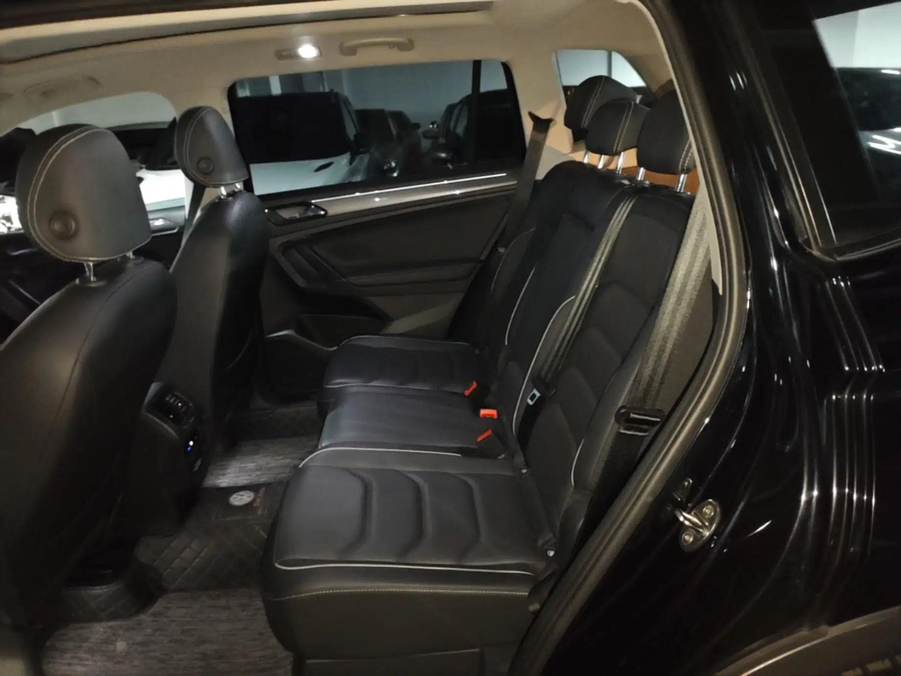 Volkswagen Tiguan L 2020 330TSI Automatic Two-Wheel Drive R-Line Flagship Version China VI Standard — миниатюра 20