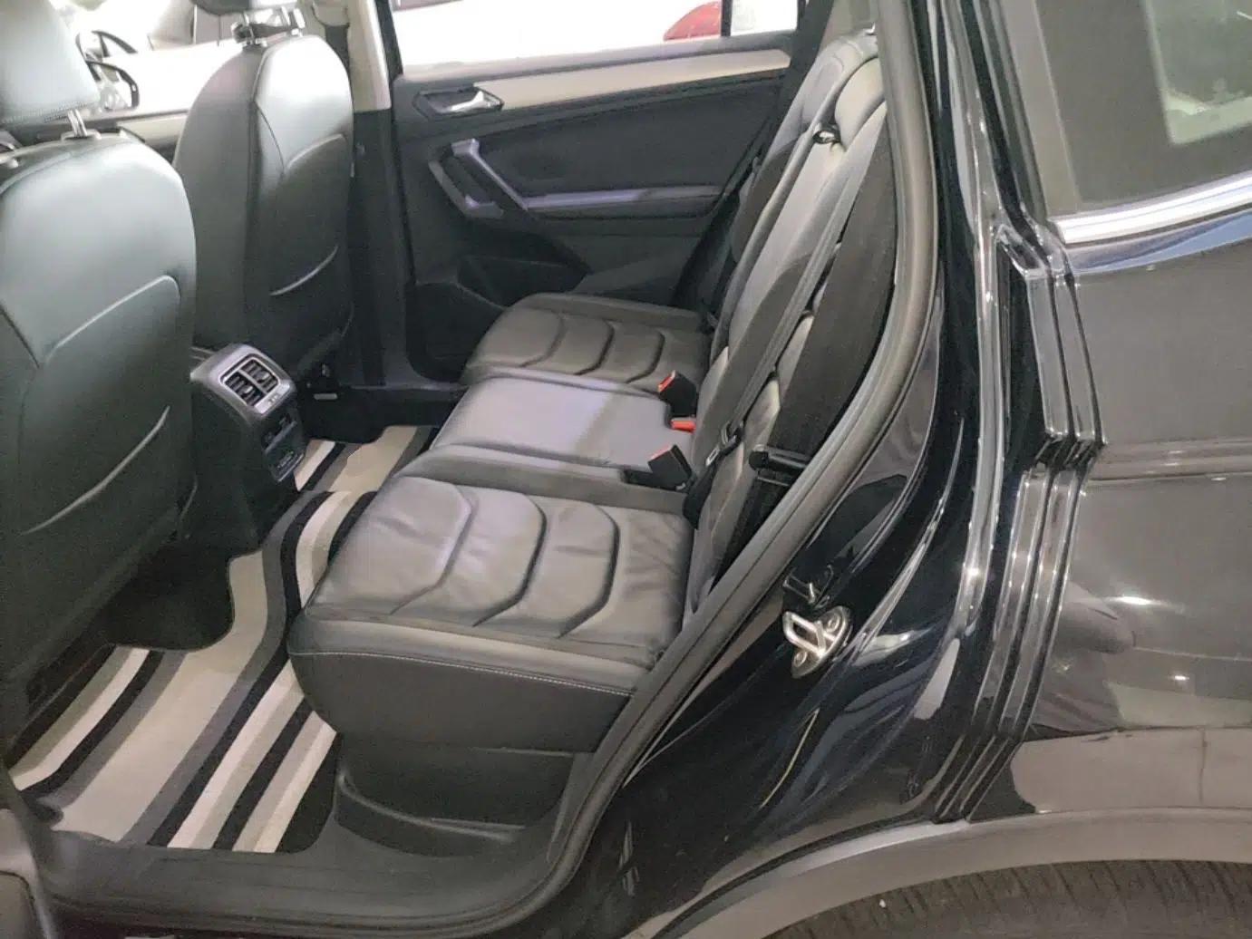Volkswagen Tiguan L 2019 330TSI Automatic Two-Wheel Drive Panoramic Comfort Edition China V Standard — миниатюра 20