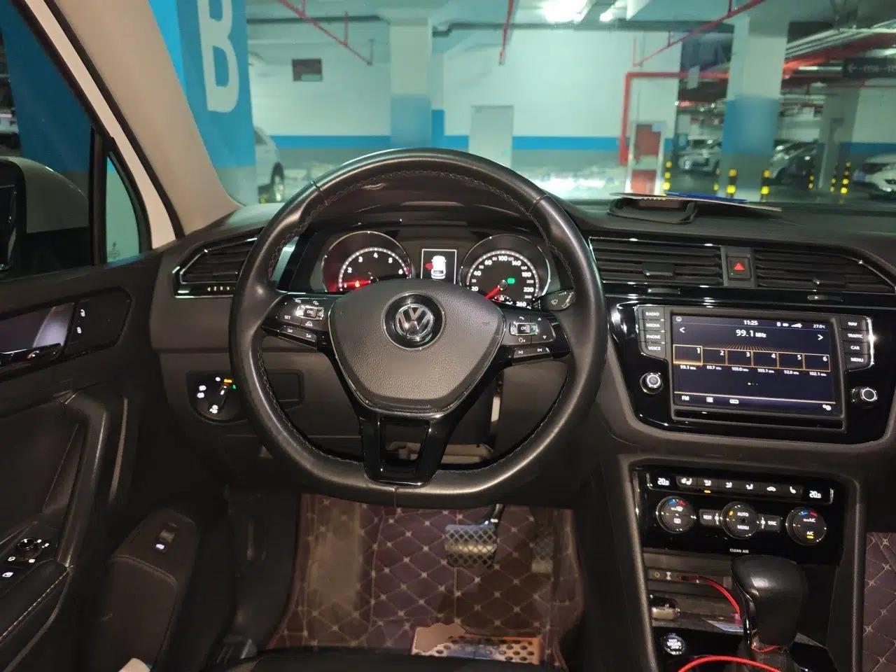 Volkswagen Tiguan L 2018 380TSI Automatic All-Wheel Drive Luxury Edition — миниатюра 10